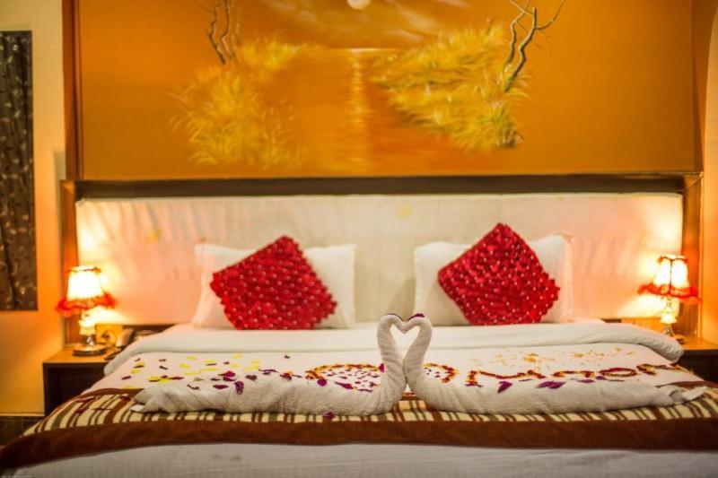 Hotel Royal Safari 奇旺 外观 照片